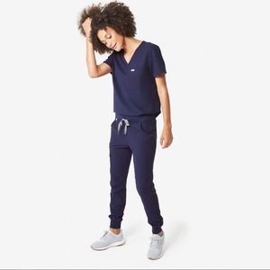 SET Figs Navy Catarina top and Zamora Jogger Pants